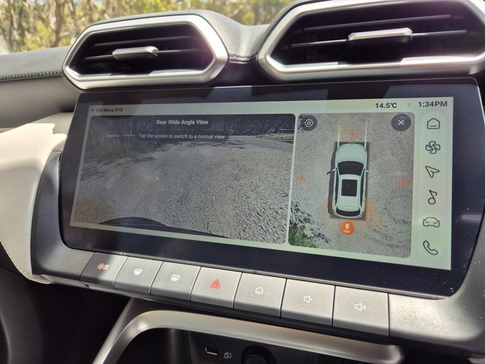 2025 MG ZS Essence Hybrid+