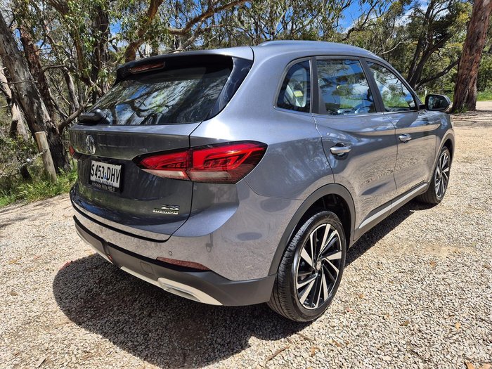 2025 MG ZS Essence Hybrid+