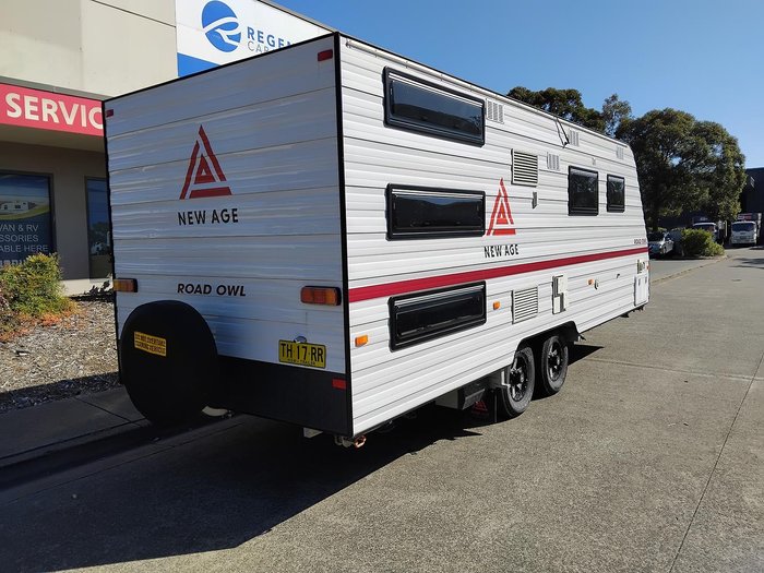 2019 New Age Caravans Ro21be Comfort Triple Bunk Family Van With Full Ensuite