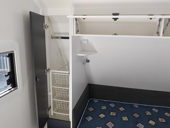 2019 New Age Caravans Ro21be Comfort Triple Bunk Family Van With Full Ensuite