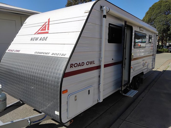 2019 New Age Caravans Ro21be Comfort Triple Bunk Family Van With Full Ensuite