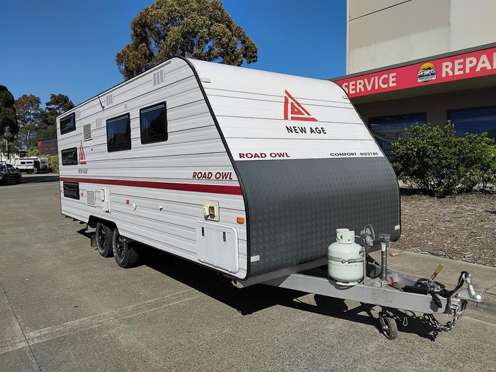 2019 New Age Caravans Ro21be Comfort Triple Bunk Family Van With Full Ensuite