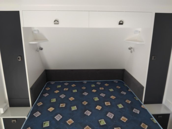 2019 New Age Caravans Ro21be Comfort Triple Bunk Family Van With Full Ensuite