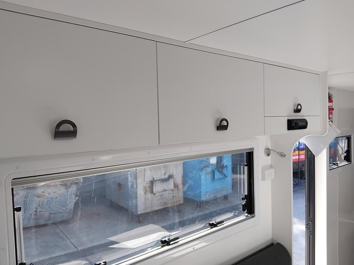 2019 New Age Caravans Ro21be Comfort Triple Bunk Family Van With Full Ensuite