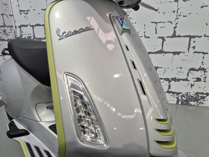2024 Vespa Sprint Tech 150 Sprint Silver