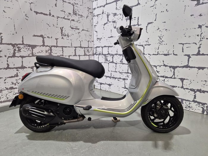 2024 Vespa Sprint Tech 150 Sprint Silver