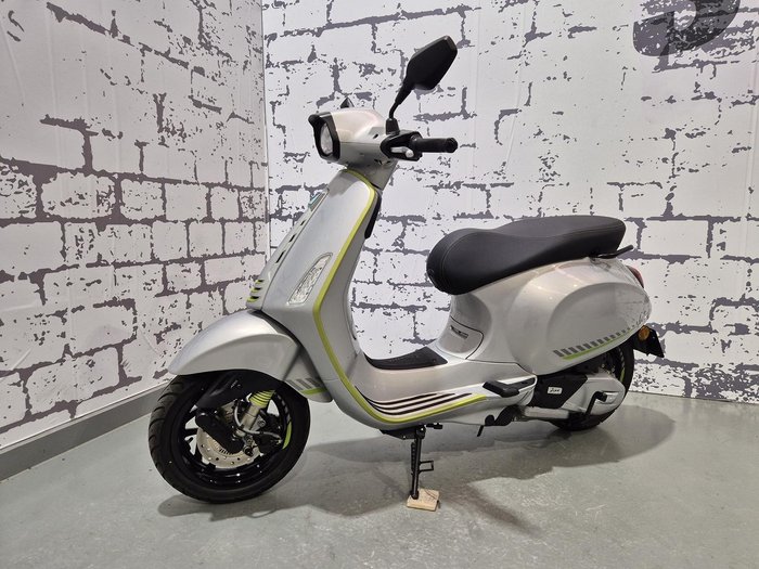 2024 Vespa Sprint Tech 150 Sprint Silver