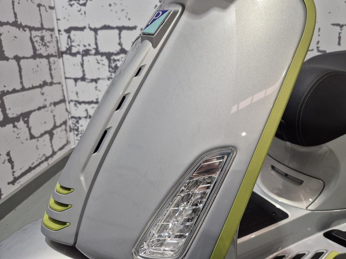 2024 Vespa Sprint Tech 150 Sprint Silver