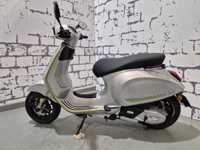 2024 Vespa Sprint Tech 150 Sprint Silver
