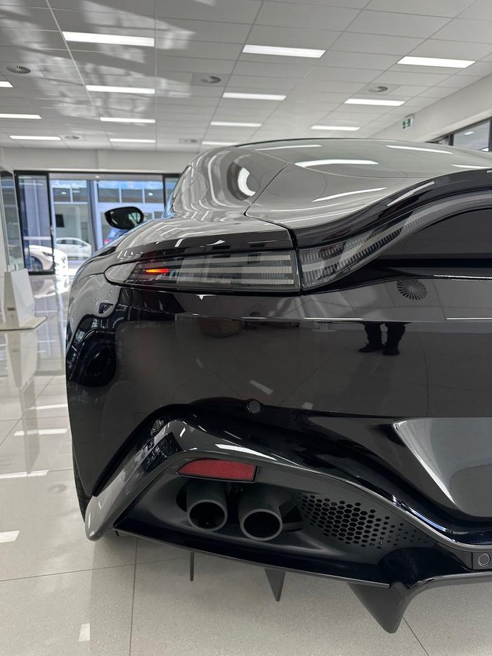 2022 Aston Martin Vantage MY22 Jet Black