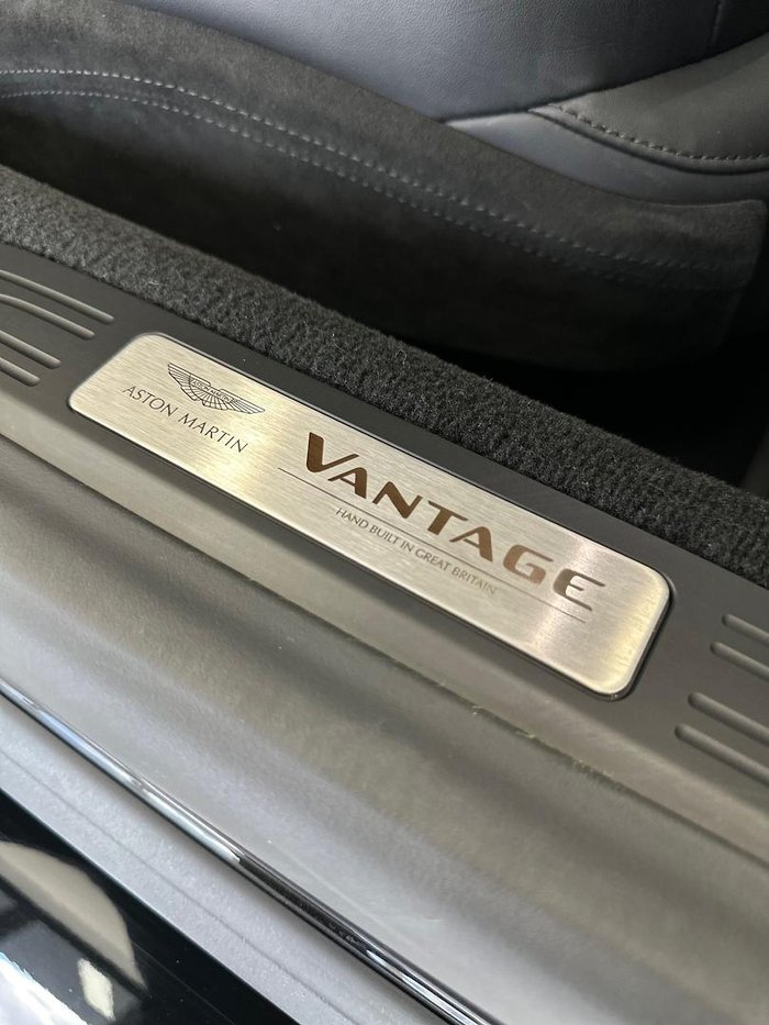 2022 Aston Martin Vantage MY22 Jet Black