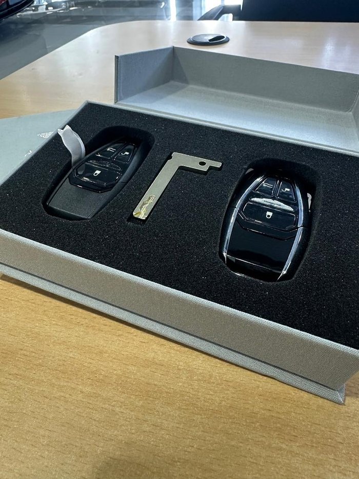 2022 Aston Martin Vantage MY22 Jet Black