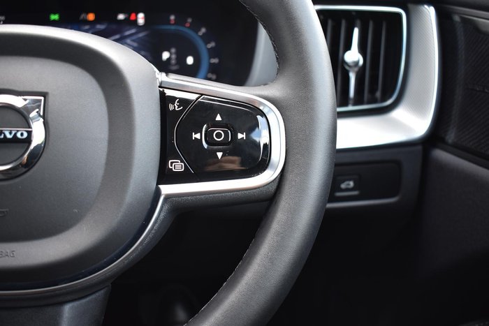 2024 Volvo XC60 Ultimate B5 Bright MY24 AWD Denim Blue