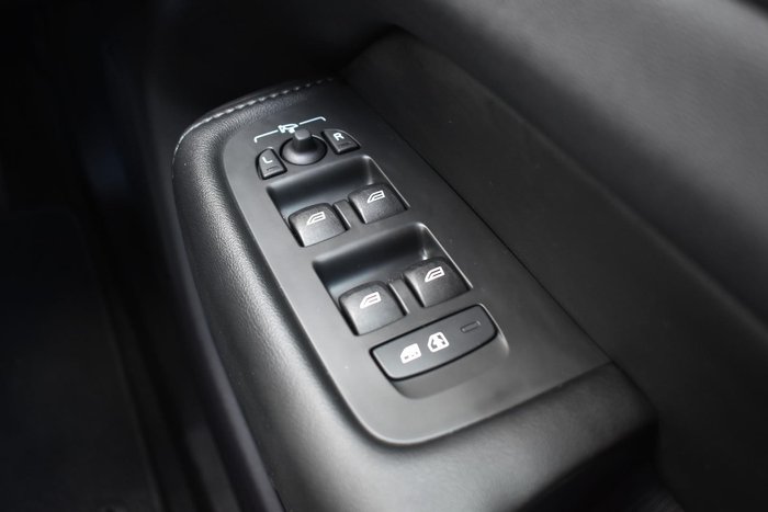 2023 Volvo XC60 Ultimate B5 Bright MY24 AWD Denim Blue