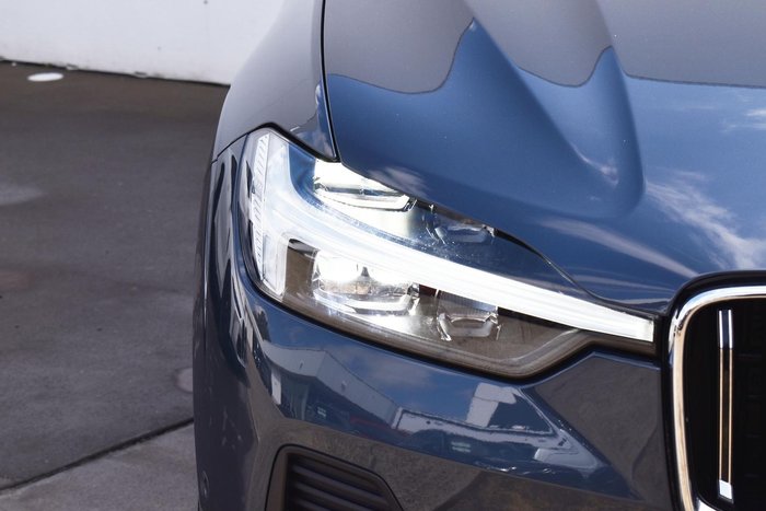 2024 Volvo XC60 Ultimate B5 Bright