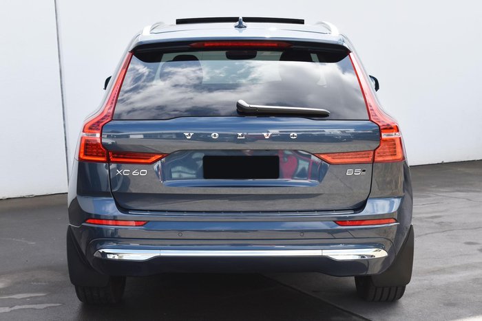 2024 Volvo XC60 Ultimate B5 Bright