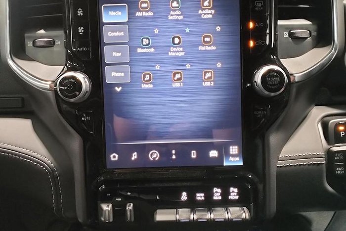 2024 RAM 1500 Laramie