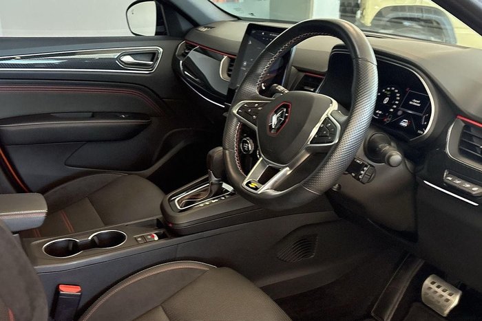 2022 Renault Arkana R.S. Line