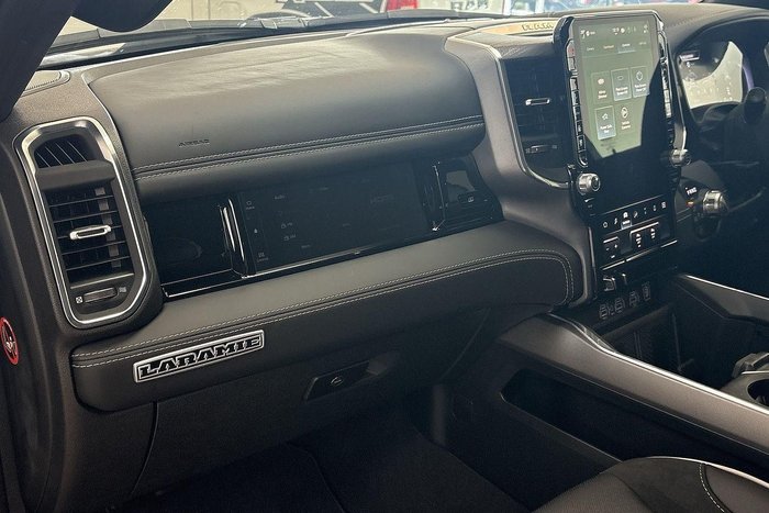 2025 RAM 1500 Laramie Sport Hurricane SO RamBox