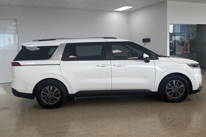 2023 Kia Carnival S