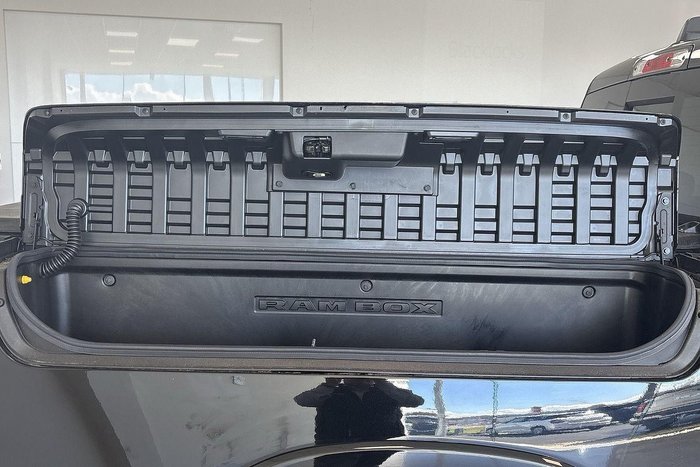 2025 RAM 1500 Laramie Sport Hurricane SO RamBox