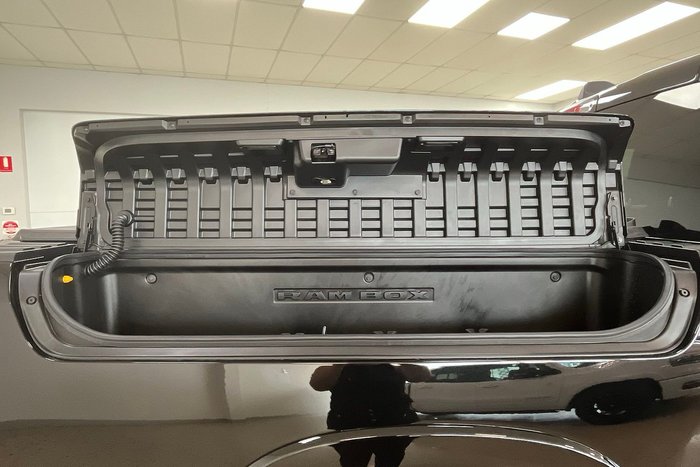 2025 RAM 1500 Laramie Sport Hurricane SO RamBox