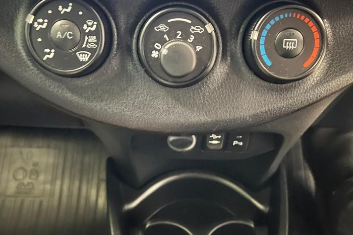 2019 Toyota Yaris SX