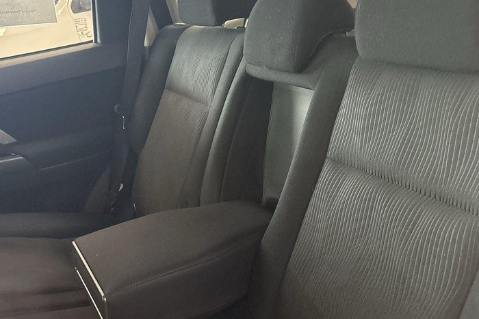 2021 Mitsubishi Pajero GLX