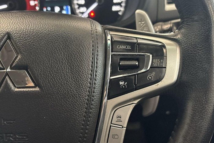 2021 Mitsubishi Pajero GLX