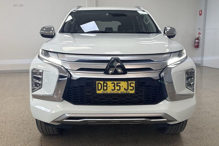 2021 Mitsubishi Pajero GLX