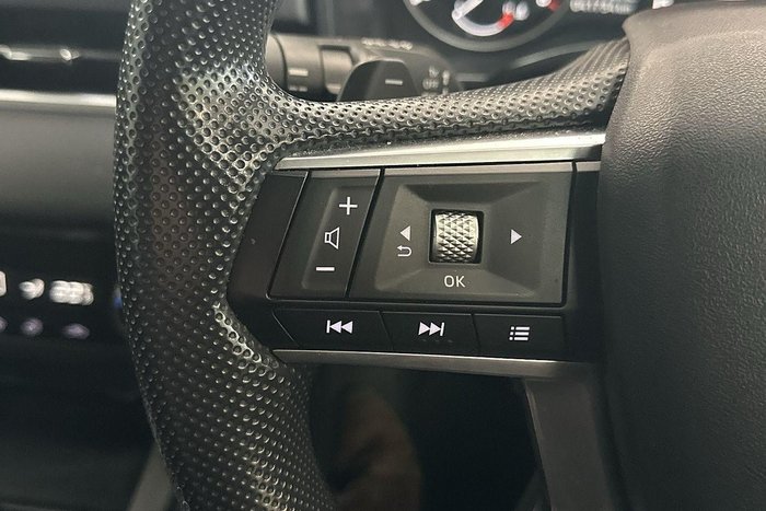 2023 Mitsubishi Outlander ES