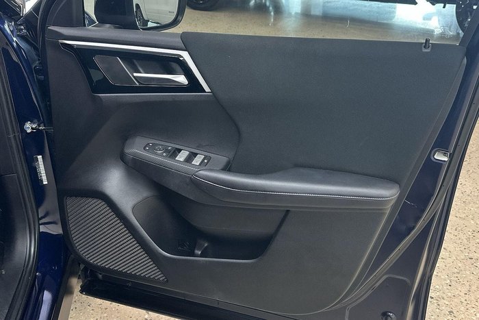 2023 Mitsubishi Outlander ES