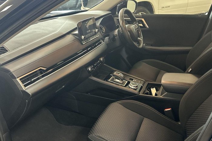 2023 Mitsubishi Outlander ES