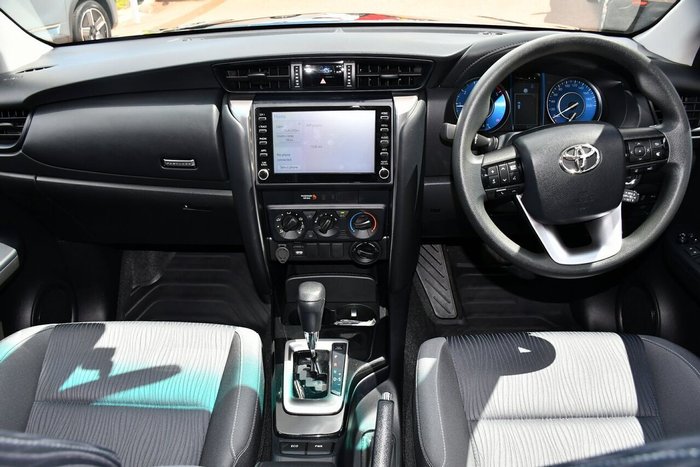 2025 Toyota Fortuner GX