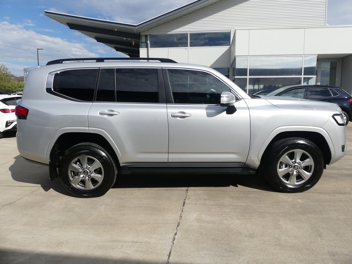2024 Toyota Landcruiser VX
