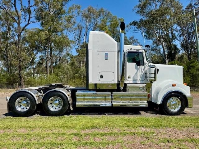2007 Kenworth T904, Cat C15 With 0Kms On Reman Engine, 18Sp, 90T Rated,