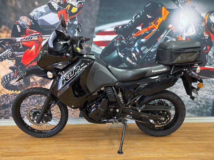 2018 Kawasaki KLR650 (KL650) GREEN