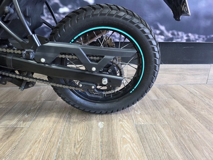 2022 ROYAL ENFIELD (SEE ALSO ENFIEL SCRAM PREMIUM E5 BLACK