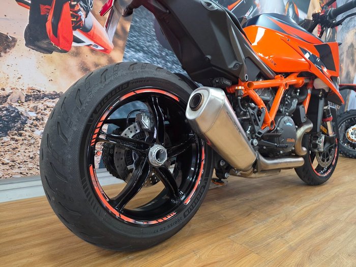 2020 Ktm 1290 SUPER DUKE R ORANGE