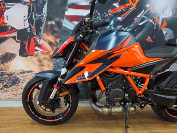 2020 Ktm 1290 SUPER DUKE R ORANGE