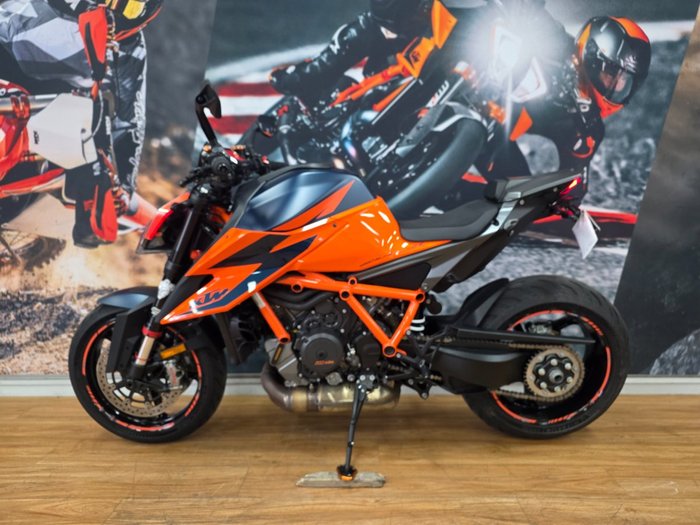 2020 Ktm 1290 SUPER DUKE R ORANGE