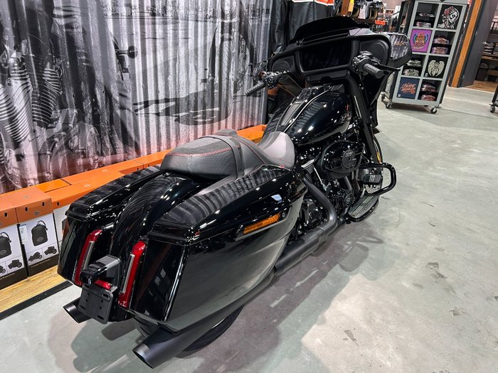 2025 Harley-davidson FLHX STREET GLIDE (117) Vivid Black