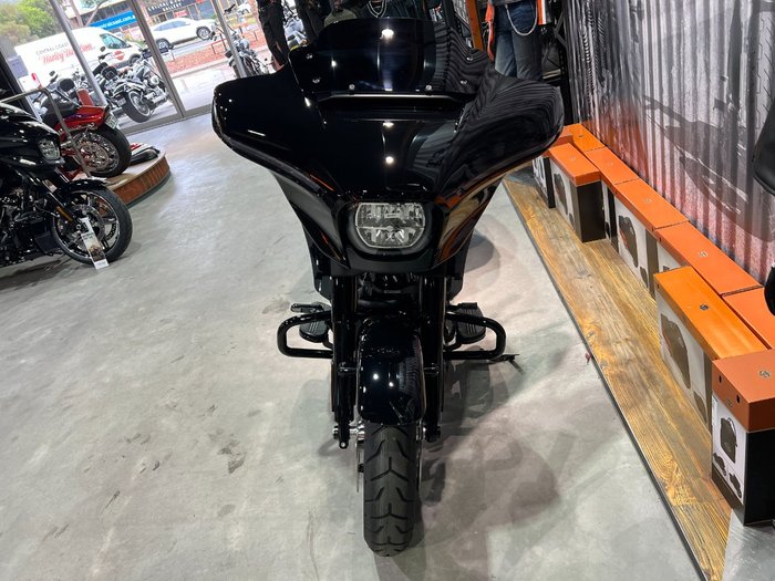 2025 Harley-davidson FLHX STREET GLIDE (117) Vivid Black