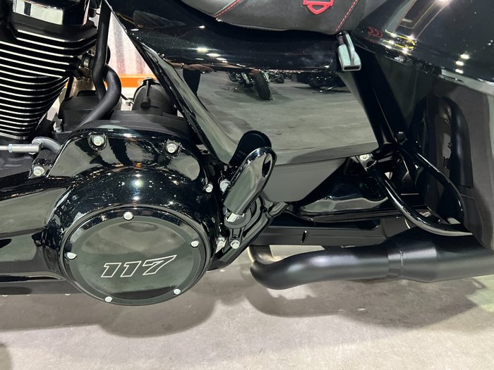 2025 Harley-davidson FLHX STREET GLIDE (117) Vivid Black