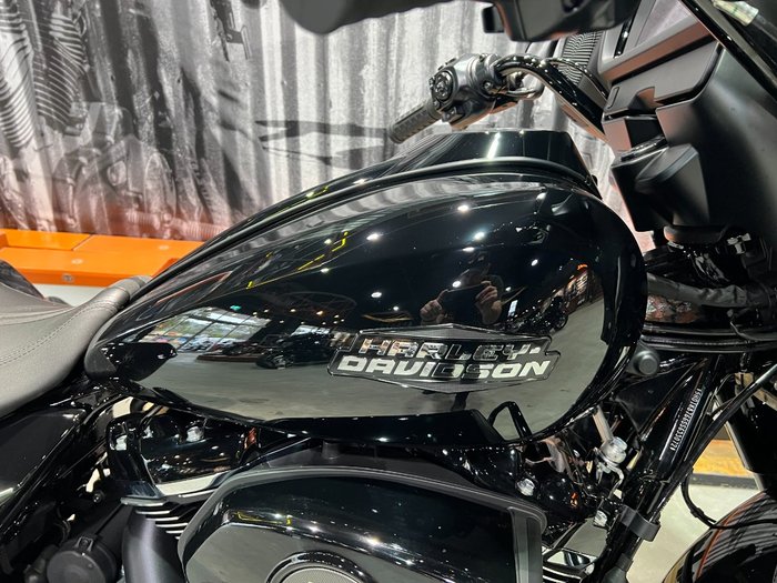 2025 Harley-davidson FLHX STREET GLIDE (117) Vivid Black