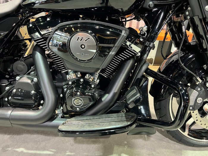 2025 Harley-davidson FLHX STREET GLIDE (117) Vivid Black