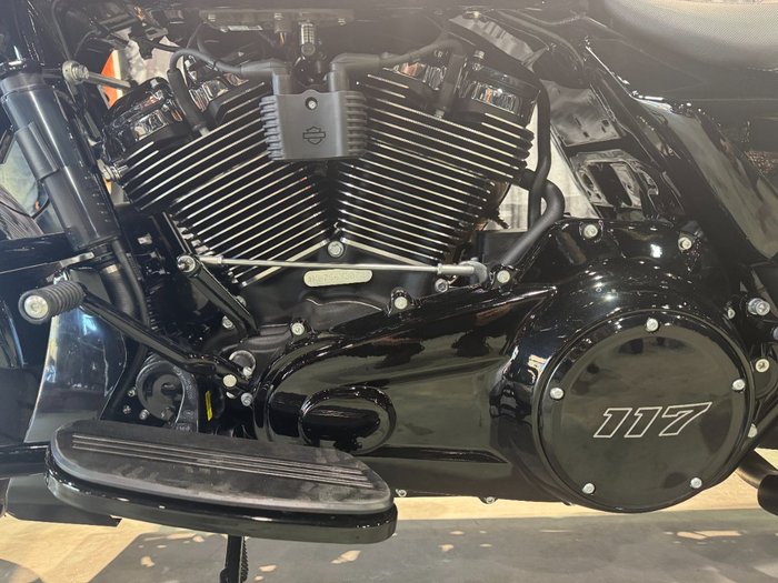 2025 Harley-davidson FLHX STREET GLIDE (117) Vivid Black