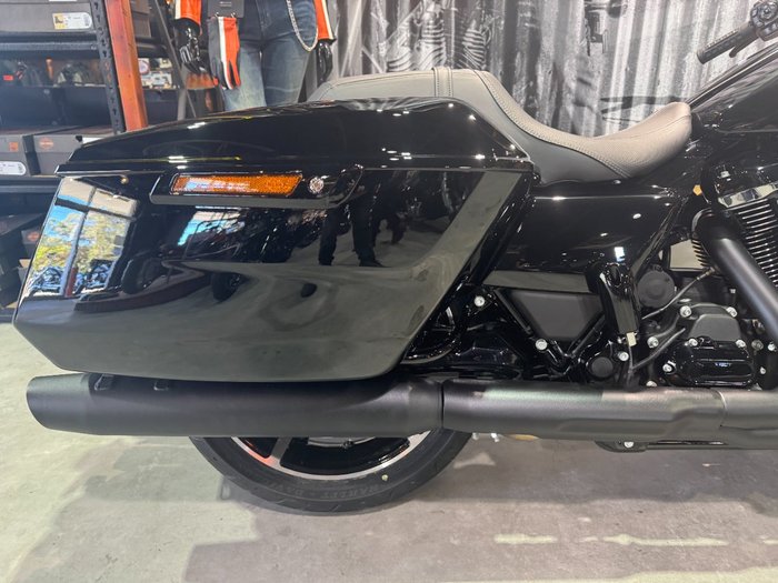 2025 Harley-davidson FLHX STREET GLIDE (117) Vivid Black