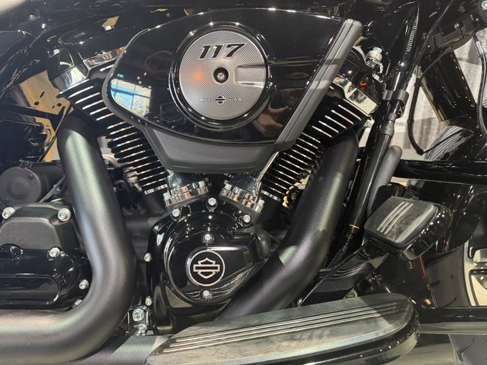 2025 Harley-davidson FLHX STREET GLIDE (117) Vivid Black