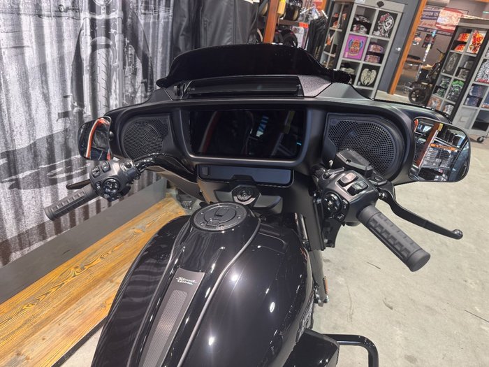 2025 Harley-davidson FLHX STREET GLIDE (117) Vivid Black